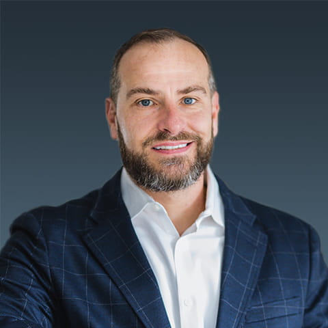 Benny Rausa headshot